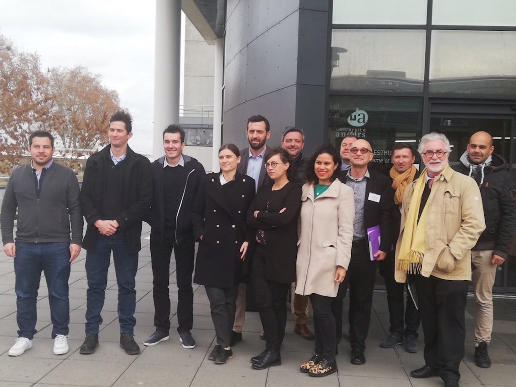 TIL-Les-7-laureats-2018-et-les-acteurs-du-dispositif