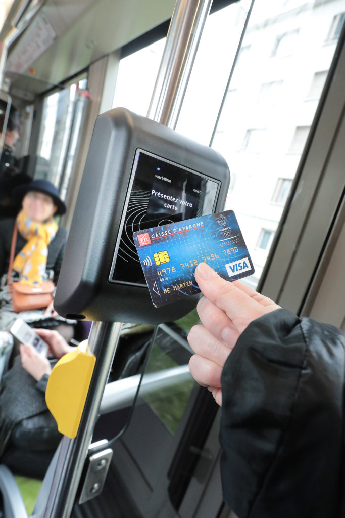 Dijon-Metropole-transforme-les-cartes-de-paiement-sans-contact-en-titres-de-transport