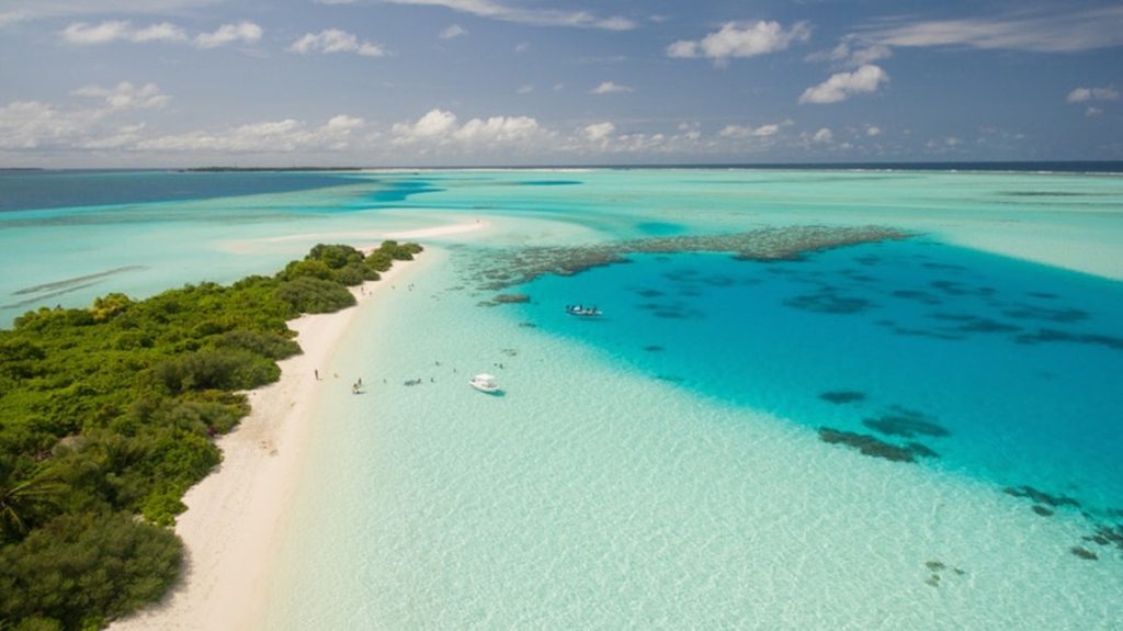 Les-Caraibes-misent-sur-le-paiement-par-cryptomonnaie-pour-dynamiser-le-Tourisme