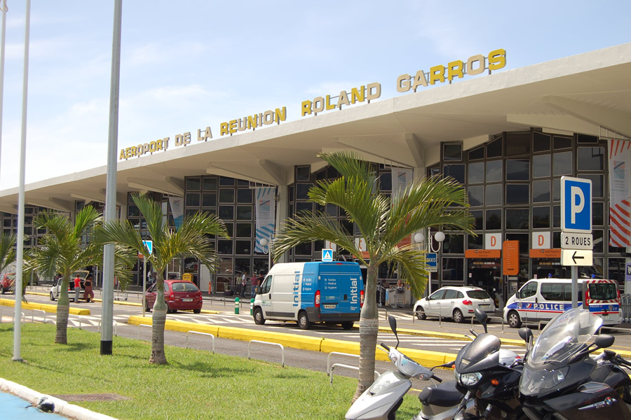 La Réunion: Roland-Garros 1er aéroport d'Outre-mer et onzième français La Réunion: Roland-Garros 1er aéroport d'Outre-mer et onzième français