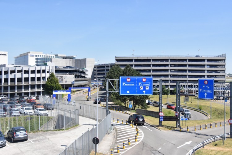 Brussels Airport va changer les règles du dépose-minute Brussels Airport va changer les règles du dépose-minute