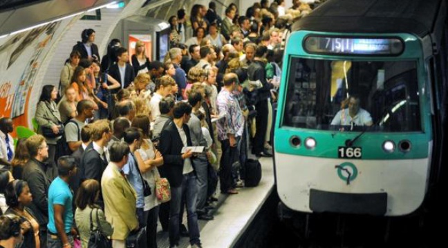 Paris renonce à la gratuité dans les transports publics Paris renonce à la gratuité dans les transports publics