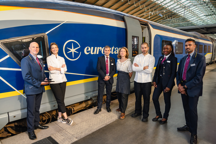 Head Pastry Chef/Head Pâtissier Jessica Préalpato, Head Sommelier Honey Spencer and Head Chef Jeremy Chan with colleagues alongside an e320 in Paris Gare du Nord.