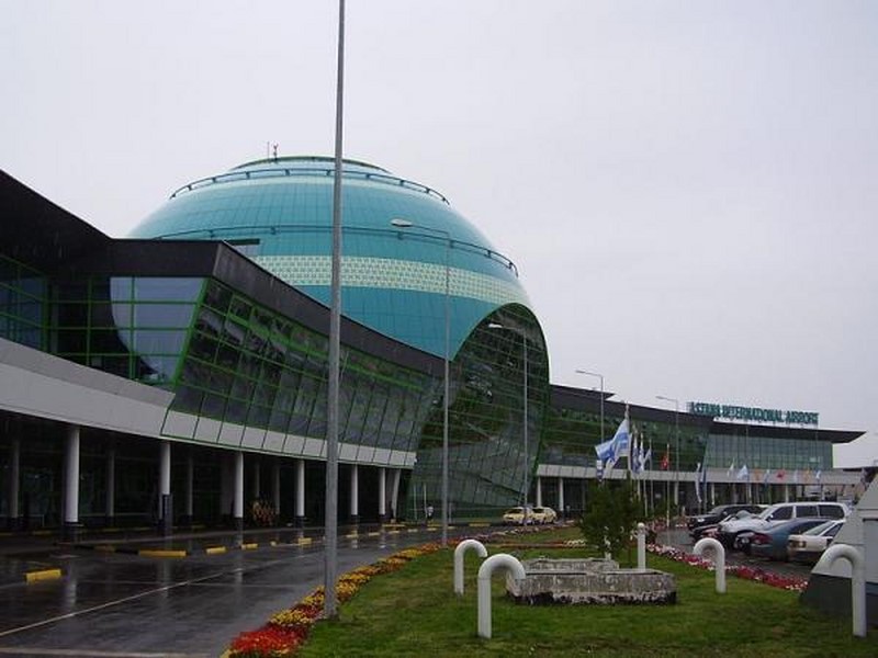 Kazakhstan : l'aéroport d'Astana prend le nom du président Kazakhstan : l'aéroport d'Astana prend le nom du président