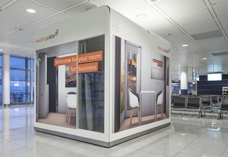 Une mini-salle de réunion a atterri à l'aéroport de Munich Une mini-salle de réunion a atterri à l'aéroport de Munich