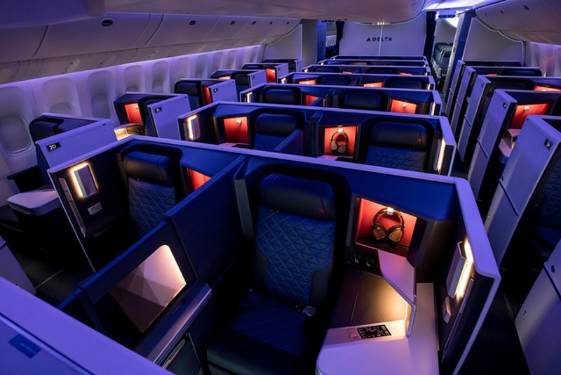 Delta Air Lines présente son premier Boeing 777 rénové Delta Air Lines présente son premier Boeing 777 rénové