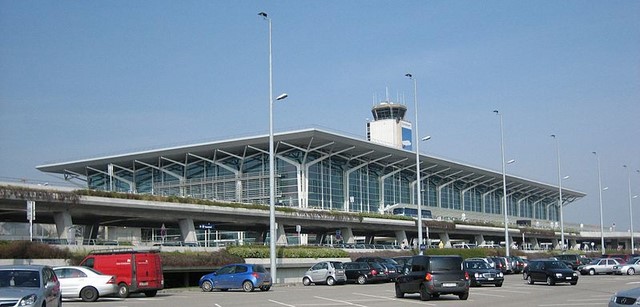EuroAirport franchit la barre des 8 millions de passagers annuels et pense à l'avenir EuroAirport franchit la barre des 8 millions de passagers annuels et pense à l'avenir