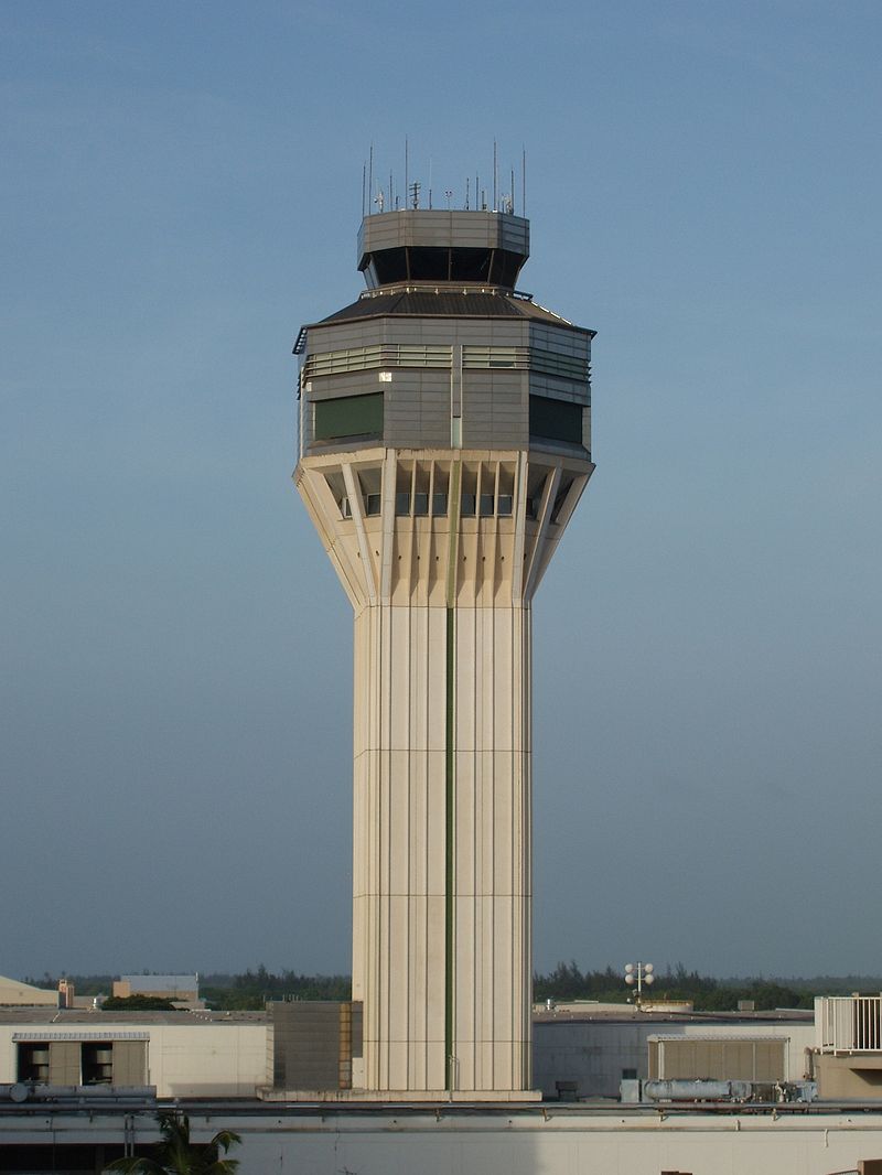 L'aéroport de Porto Rico à nouveau en service L'aéroport de Porto Rico à nouveau en service