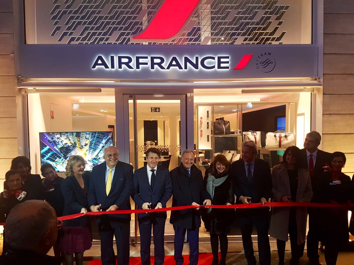 Nice : l'agence Air France s'offre un nouveau look Nice : l'agence Air France s'offre un nouveau look