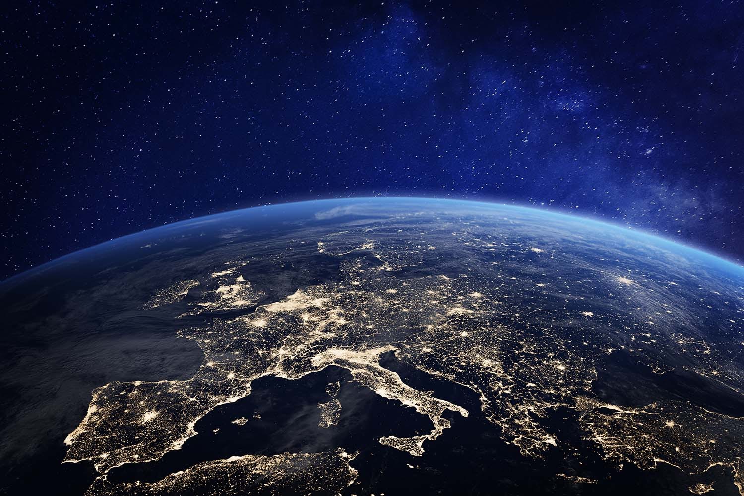 O Cenário Europeu em 2025: França Lidera, Alemanha Se Adapta no Turismo